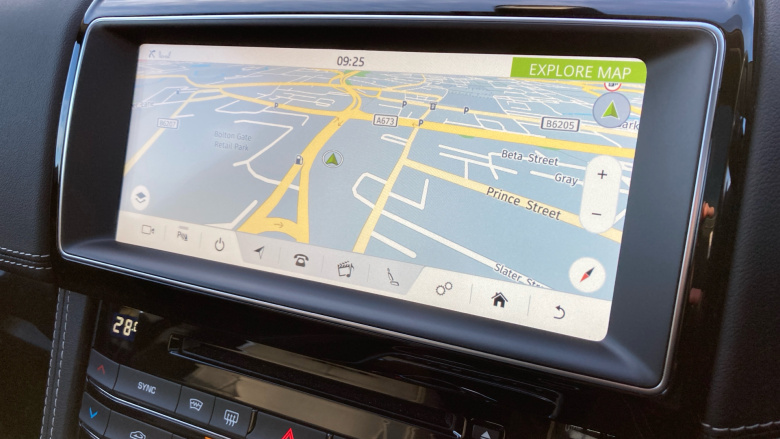 Jaguar F-Pace 2.0 [250] Chequered Flag 5dr Auto AWD Petrol Estate